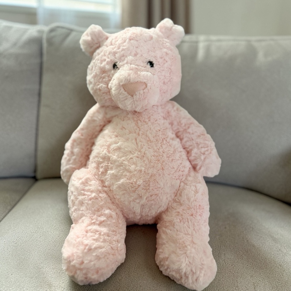 🛑𝐒𝐎𝐋𝐃🛑

Authentic Jellycat Large Leola Bear